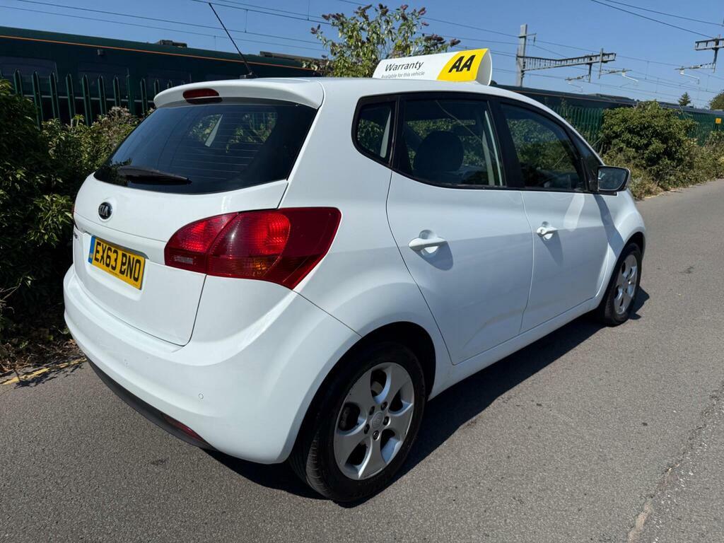 Kia Venga 1.6 2 Euro 5 White #6