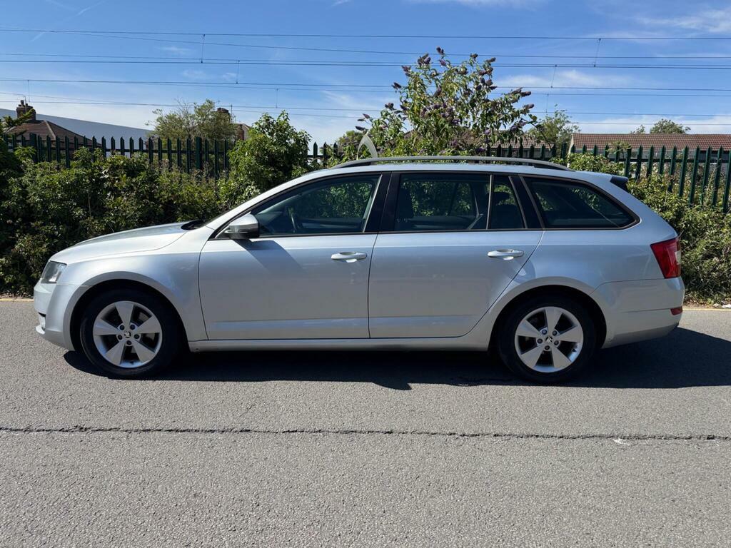 Skoda Octavia 1.6 Tdi Se Business Greenline III Euro 6 S S AK66DPF Silver #5