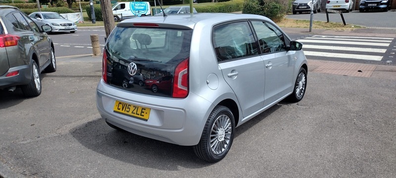 Volkswagen Up High Up Silver #2