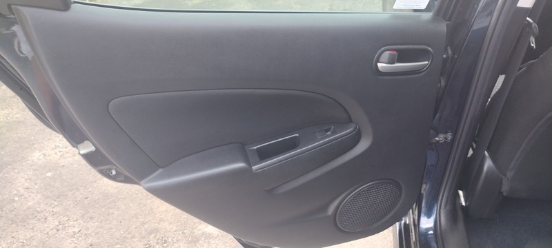 Mazda 2 2 Colour Edition White #18