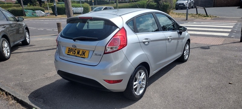 Ford Fiesta Zetec Silver #2