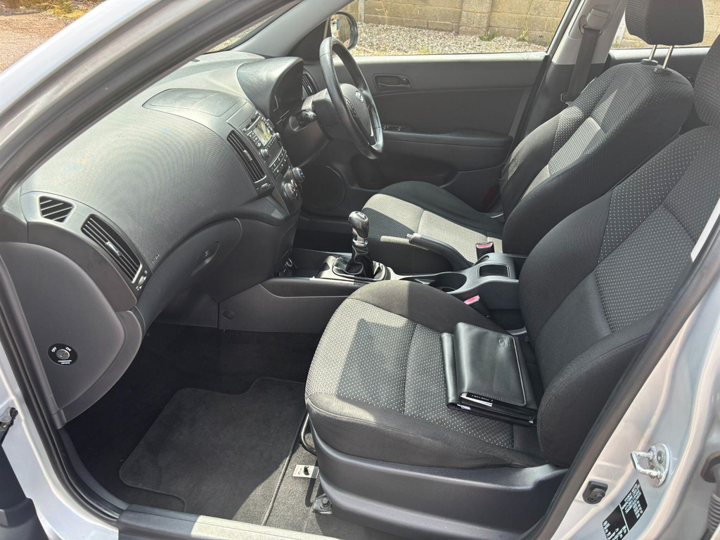 Hyundai I30 Blue #9