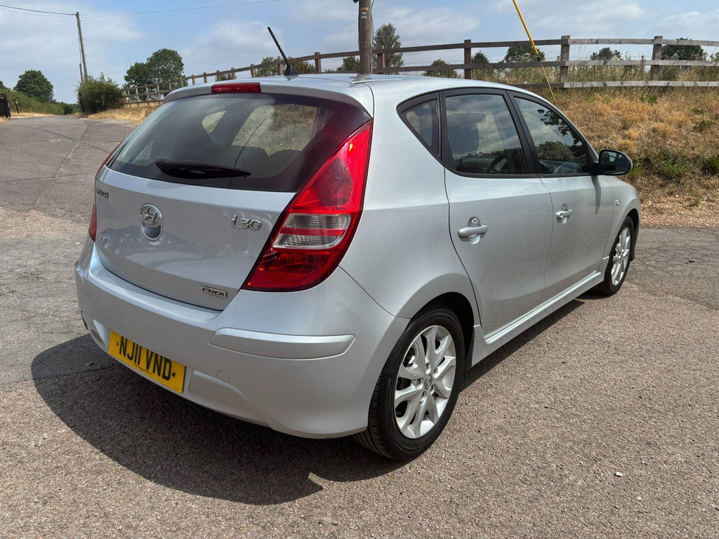Hyundai I30 1.6 Crdi Comfort Euro 4 #3