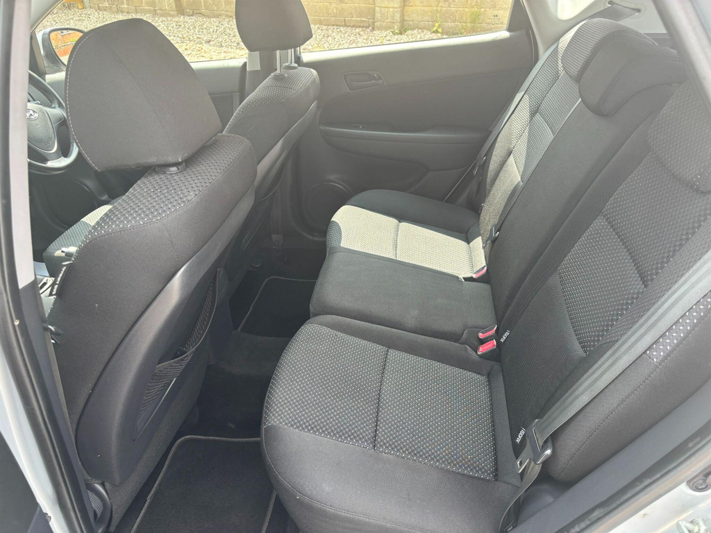Hyundai I30 Blue #10