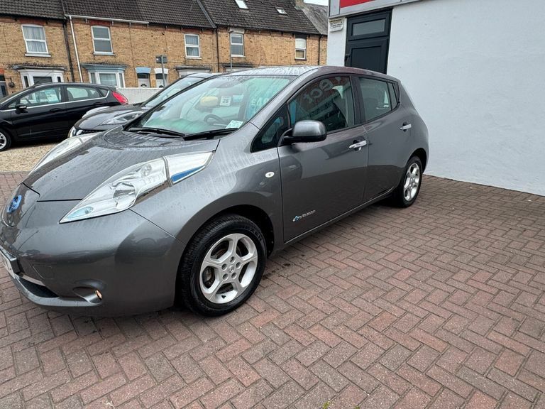 Nissan Leaf 80Kw Acenta 30Kwh EA17OFY Grey #3