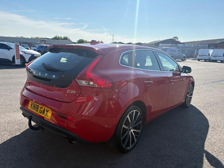 Volvo V40 2.0 D3 Inscription Euro 6 Ss #2