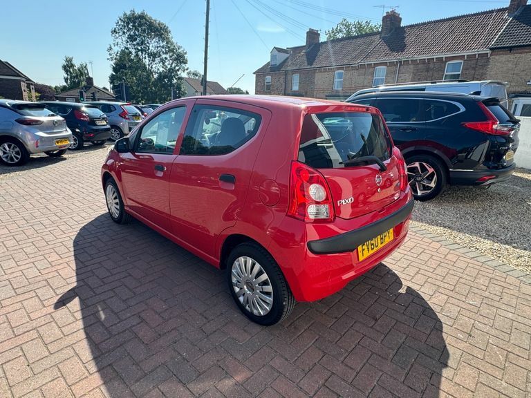 Nissan Pixo 1.0 Visia Red #4