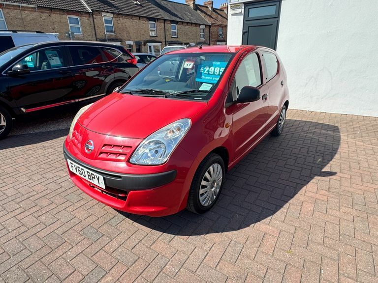 Nissan Pixo 1.0 Visia Red #2