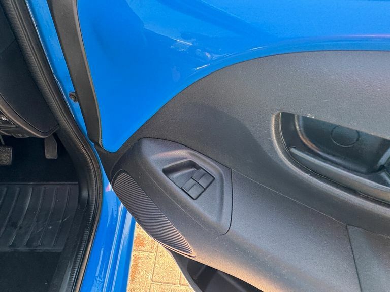 Peugeot 108 Active Grey #16