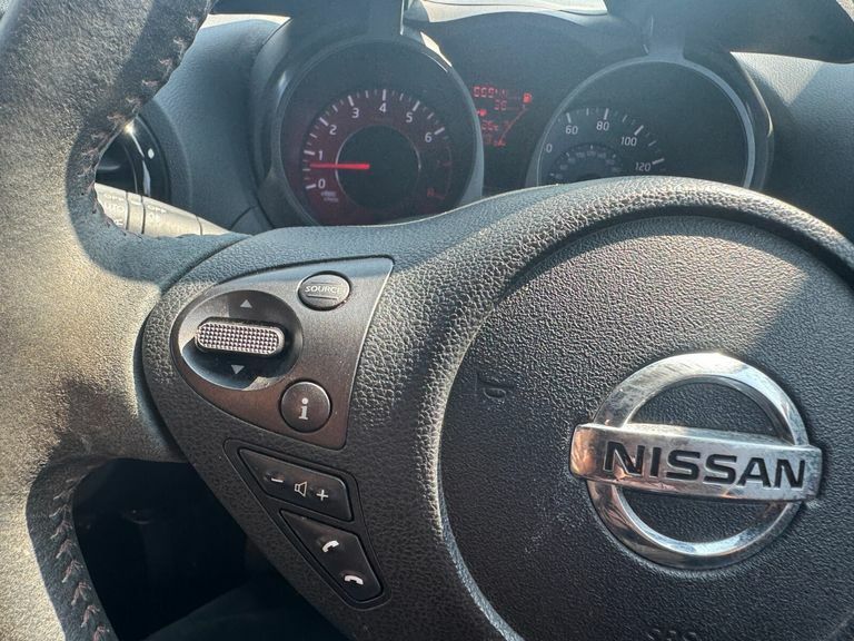 Nissan Juke Hatchback White #23