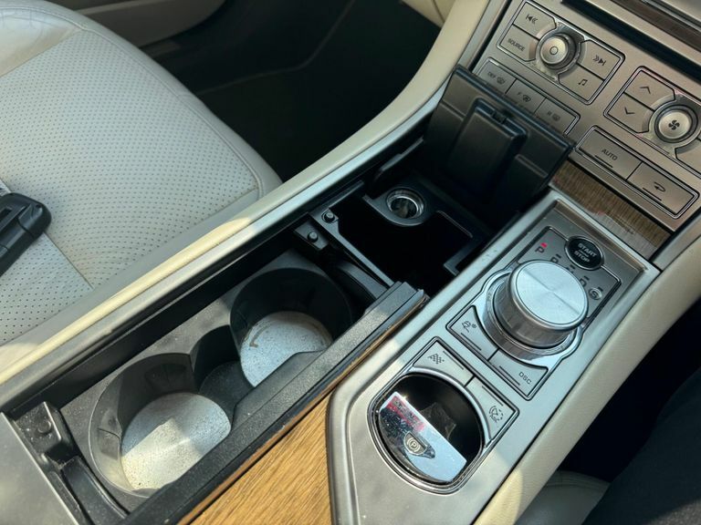 Jaguar XF Portfolio Green #23