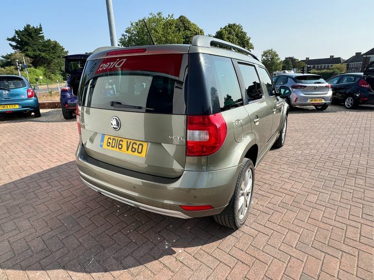 Skoda Yeti 2.0 Tdi Cr Se Green #6