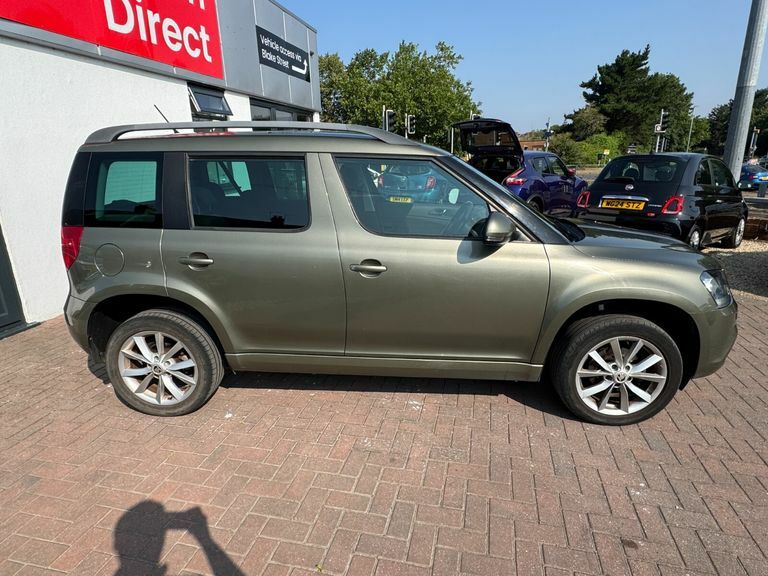 Skoda Yeti White #7
