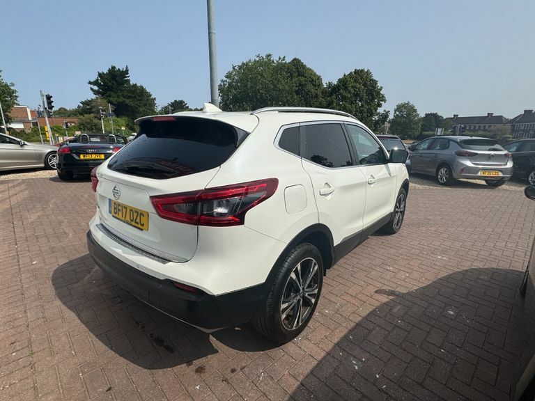 Nissan Qashqai 1.5 Dci N-connecta BF17OZC White #5
