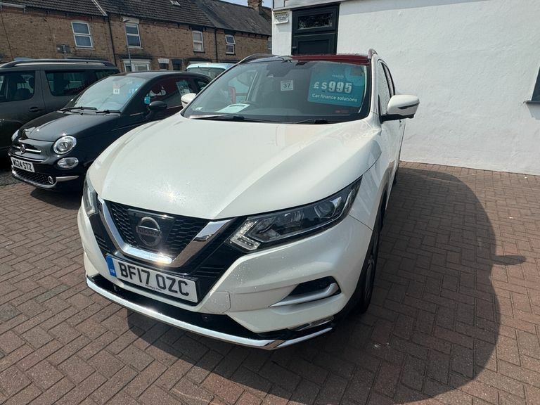 Nissan Qashqai 1.5 Dci N-connecta BF17OZC White #2