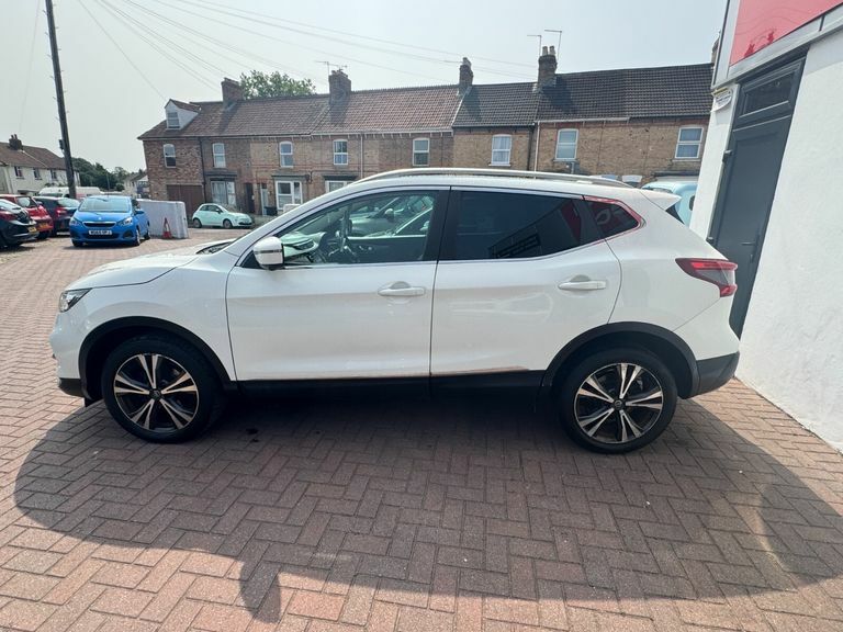 Nissan Qashqai 1.5 Dci N-connecta BF17OZC White #4