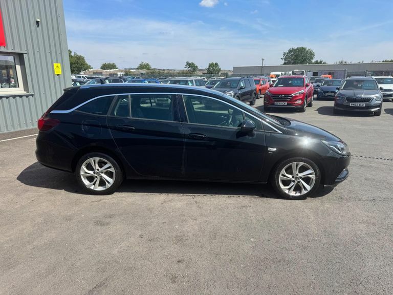 Vauxhall Astra 1.4I Turbo Sri Nav Sports Tourer Euro 6 Black