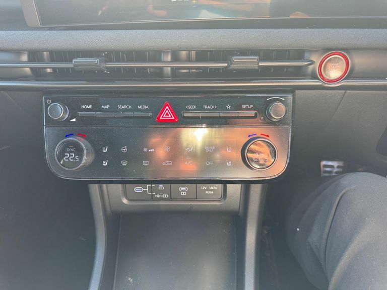Hyundai Tucson Premium Black #24