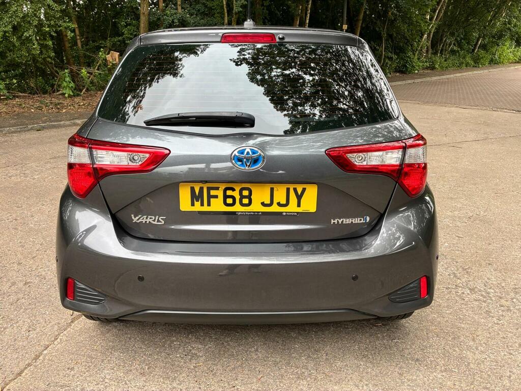 Toyota Yaris Hatchback 1.5 Vvt-h Icon Tech E-cvt Euro 6 Ss 5 MF68JJY Grey #6