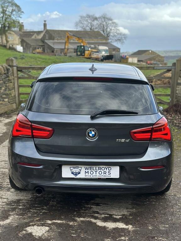 BMW 1 Series 2.0 118D Sport 5-Door 2015 Grey #2