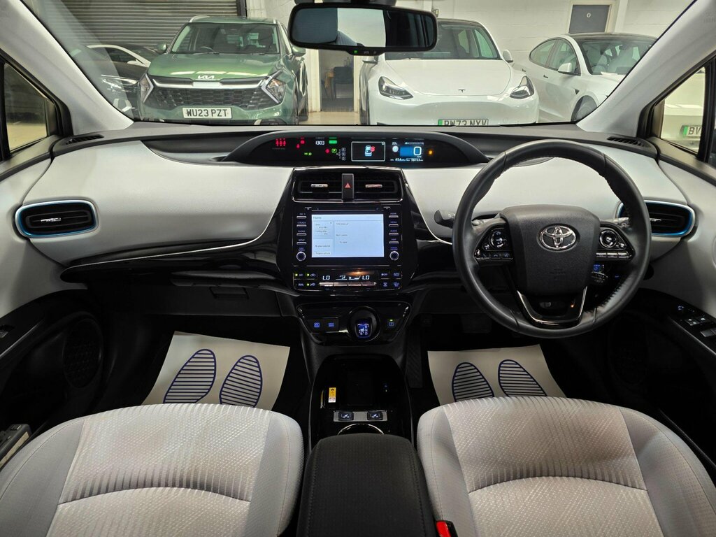 Toyota Prius 1.8 Vvt-h Business Edition Cvt Euro 6 Ss FG71YLA Brown #5