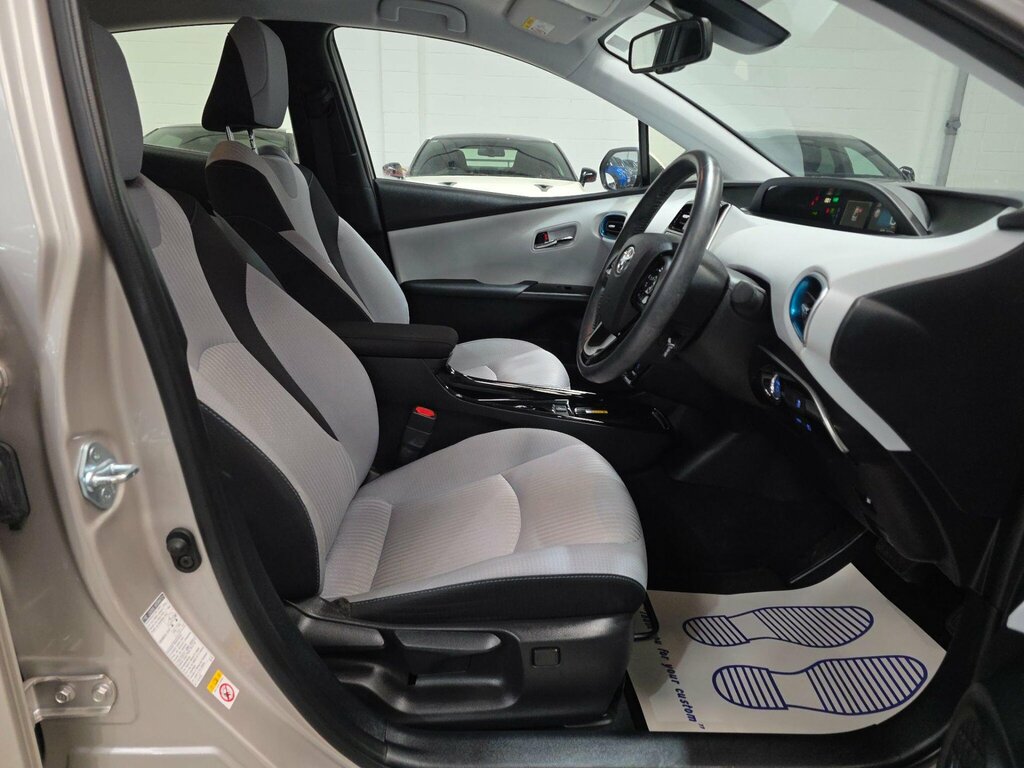 Toyota Prius 1.8 Vvt-h Business Edition Cvt Euro 6 Ss FG71YLA Brown #6