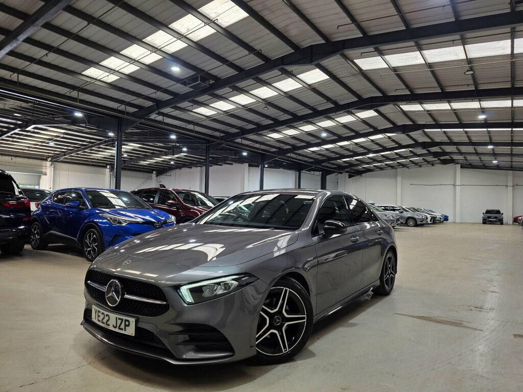 Mercedes-Benz A Class 1.3 A180 Amg Line Edition Executive 7G-dct Euro Grey