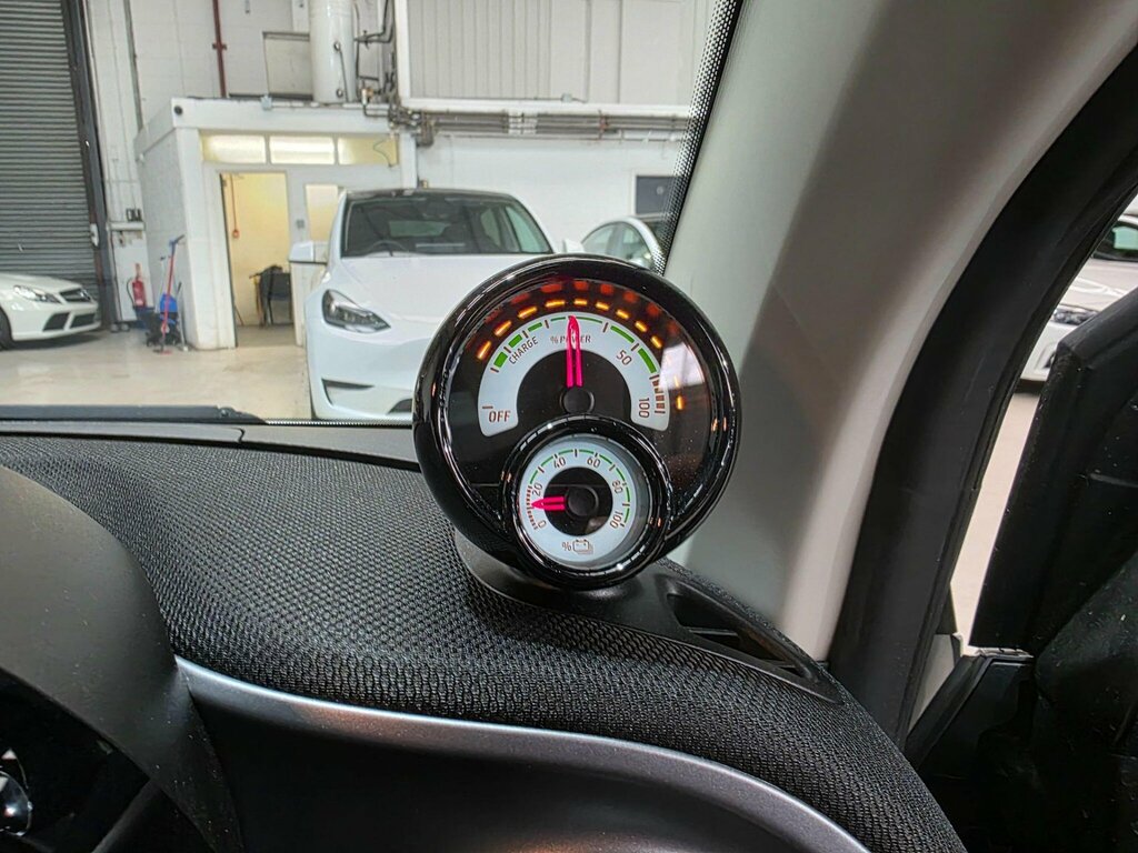 Smart Fortwo 17.6Kwh Exclusive 22Kw Charger Black #16
