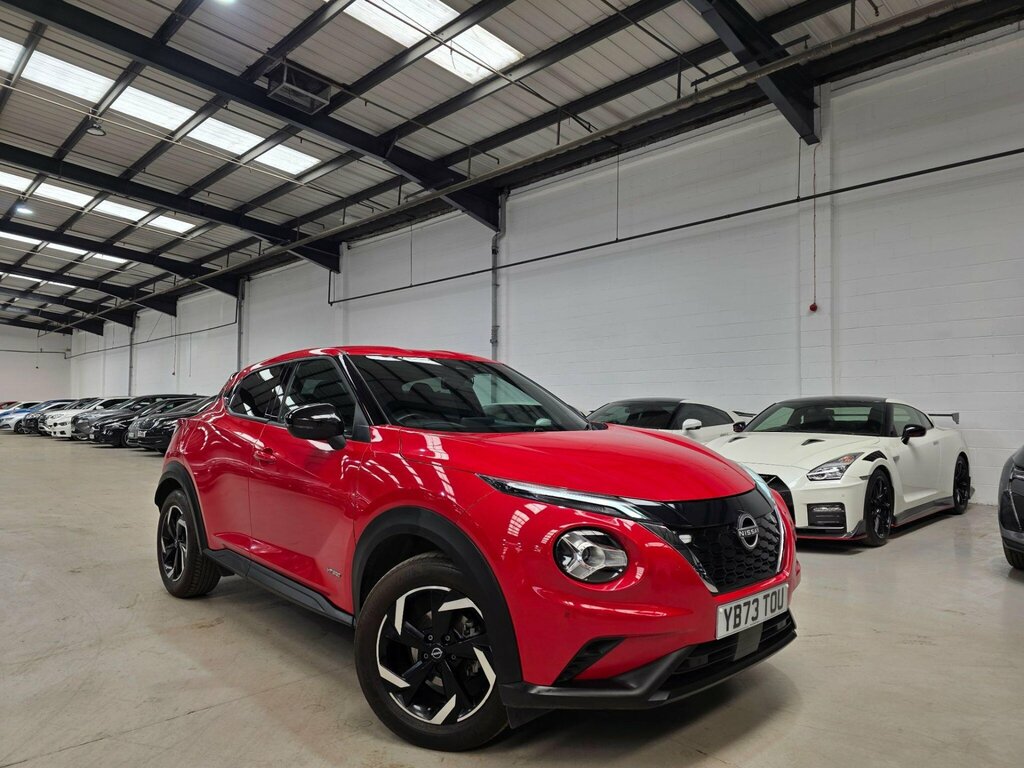 Nissan Juke 1.6 N-connecta Euro 6 Red