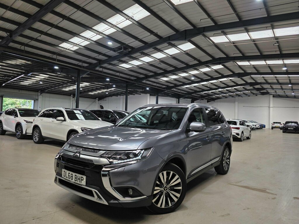 Mitsubishi Outlander 2.0 Mivec 4 Cvt 4Wd Euro 6 Ss Grey