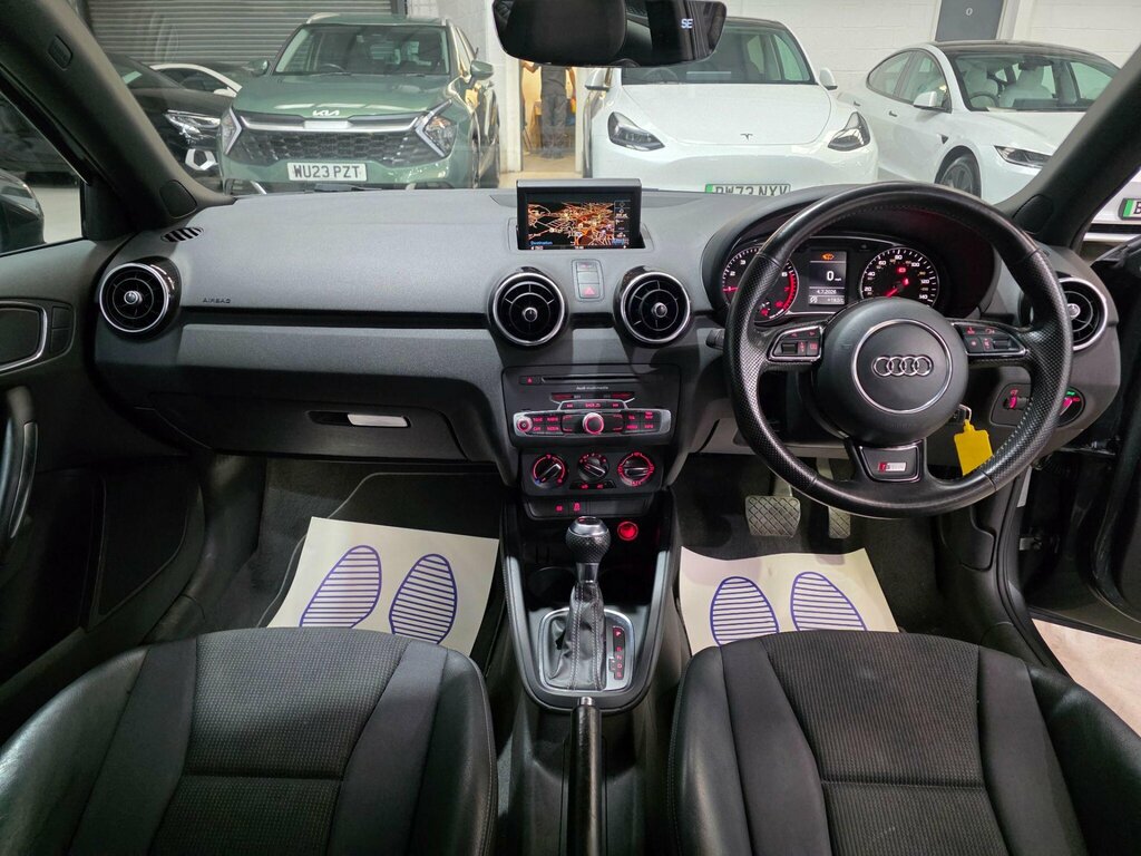 Audi A1 1.4 Tfsi S Line S Tronic Euro 5 Ss Grey #4