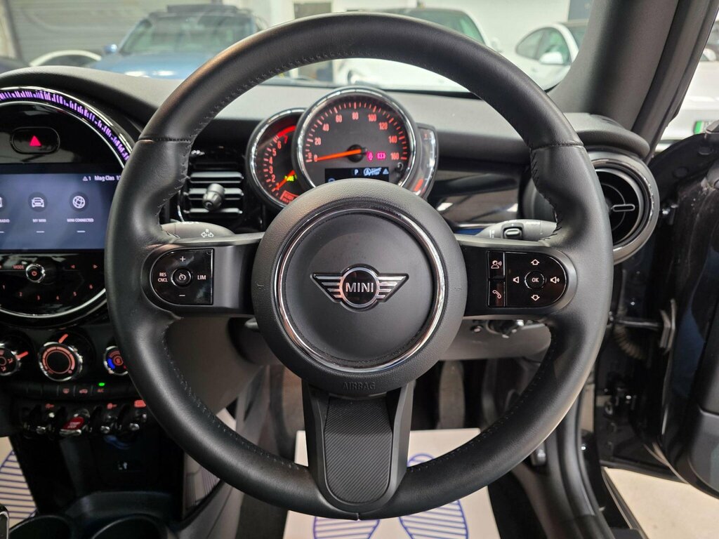 Mini Convertible 1.5 Cooper Classic Grey #16