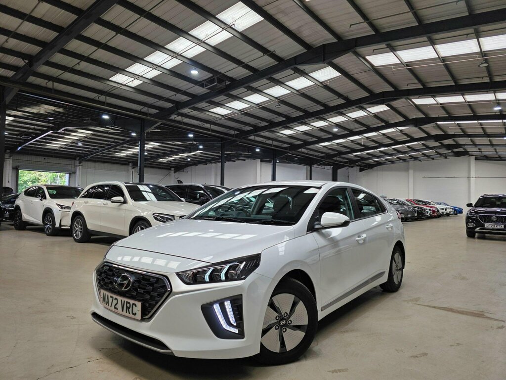 Hyundai Ioniq 1.6 H-gdi Premium Dct Euro 6 Ss White