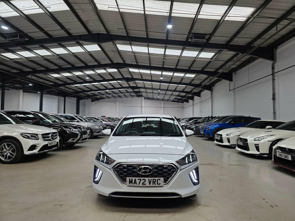 Hyundai Ioniq 1.6 H-gdi Premium Dct Euro 6 Ss White #2