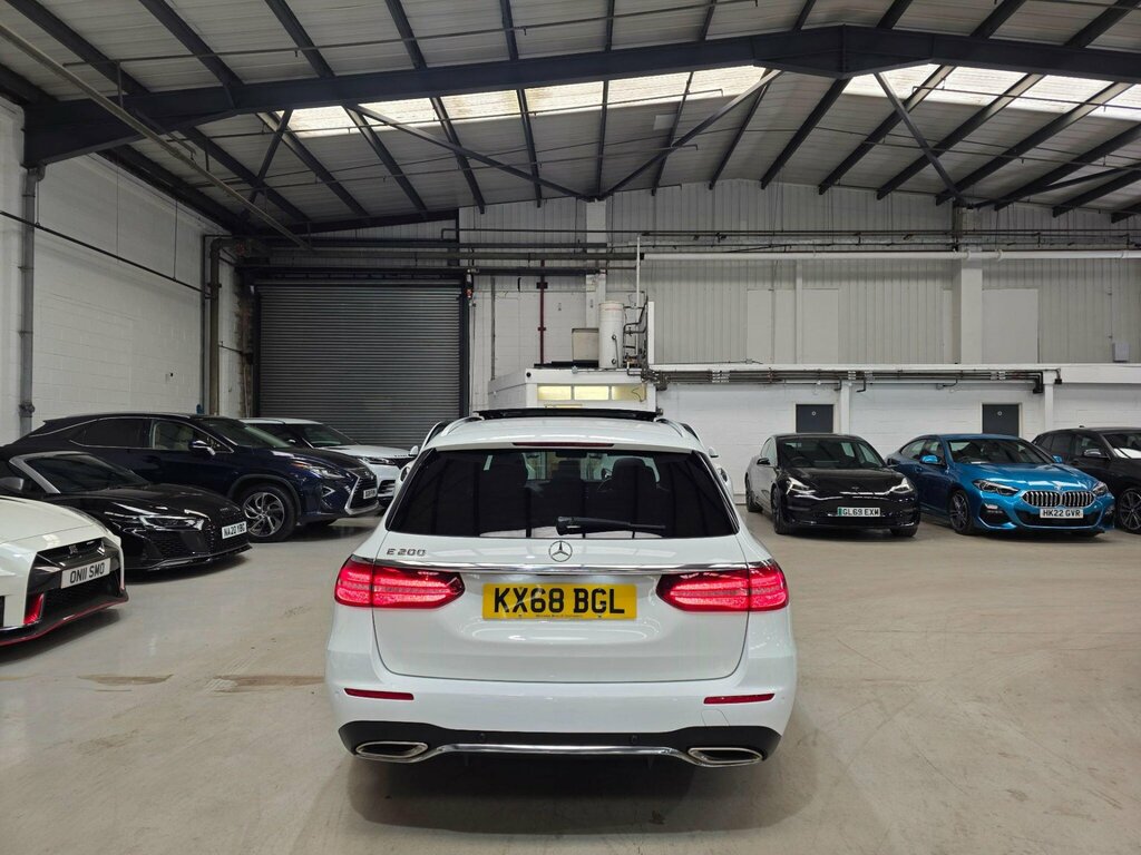 Mercedes-Benz E Class 2.0 E200 Amg Line Premium G-tronic Euro 6 Ss KX68BGL White #3