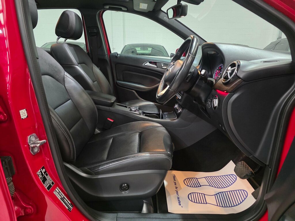 Mercedes-Benz B Class 1.6 B180 Exclusive Edition Plus 7G-dct Euro 6 S CU68YJE Red #4