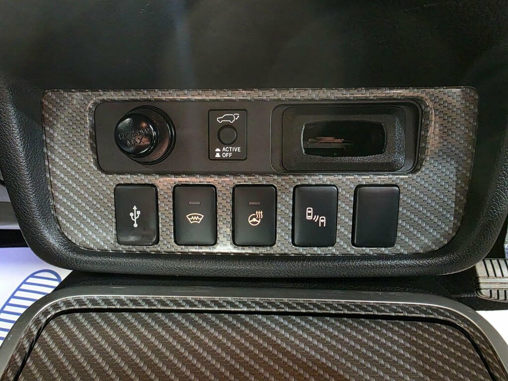 Mitsubishi Outlander Phev 4H Red #8
