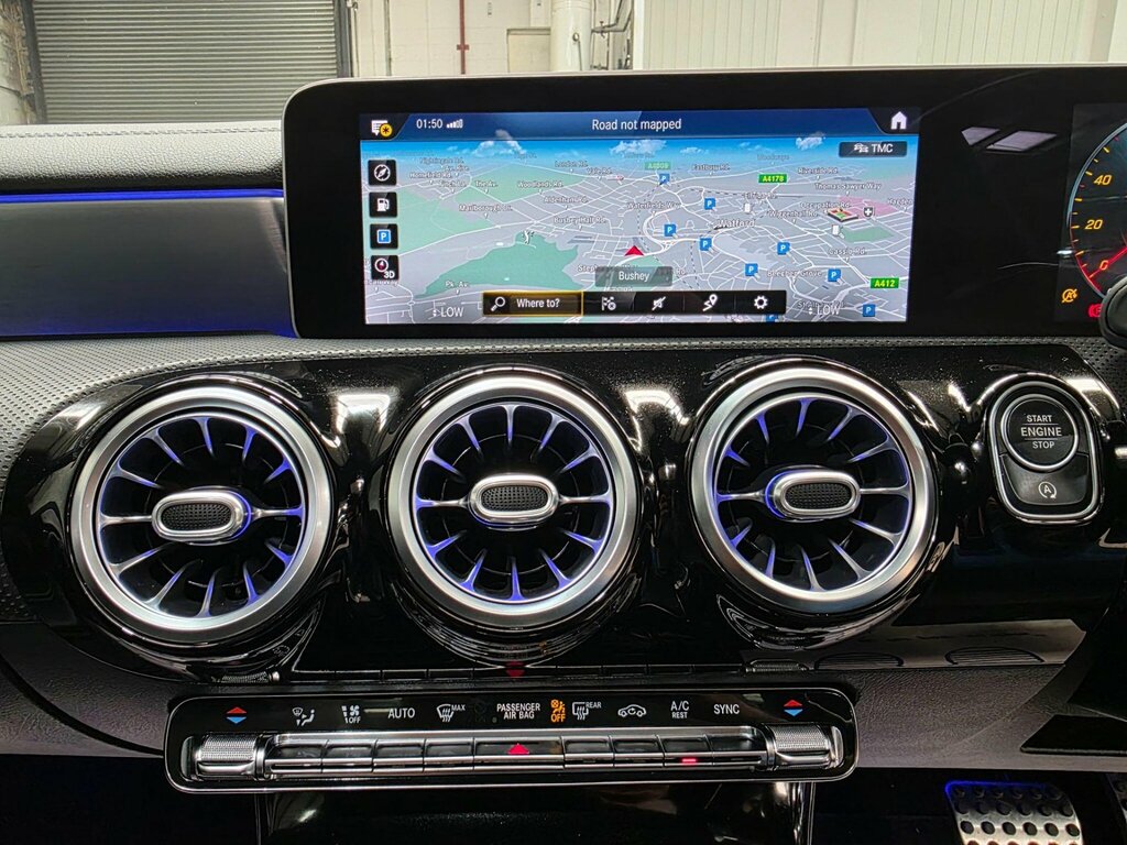 Mercedes-Benz CLA Class 2.1 Cla220d Black #8
