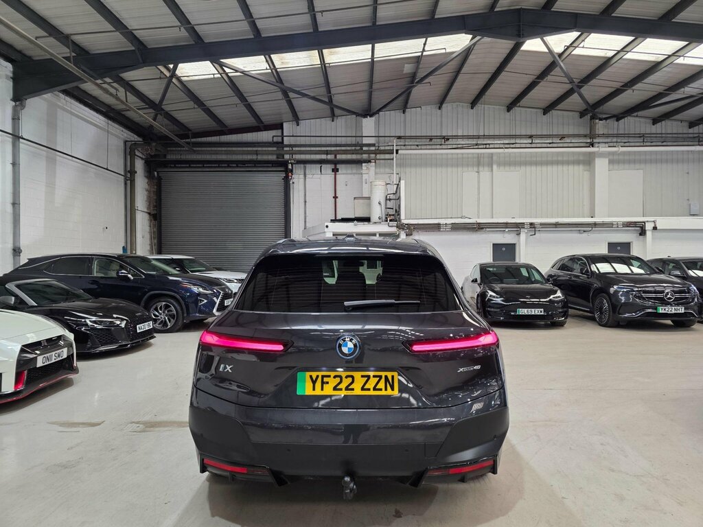 BMW iX 40 76.6Kwh Sport Xdrive YF22ZZN Grey #3