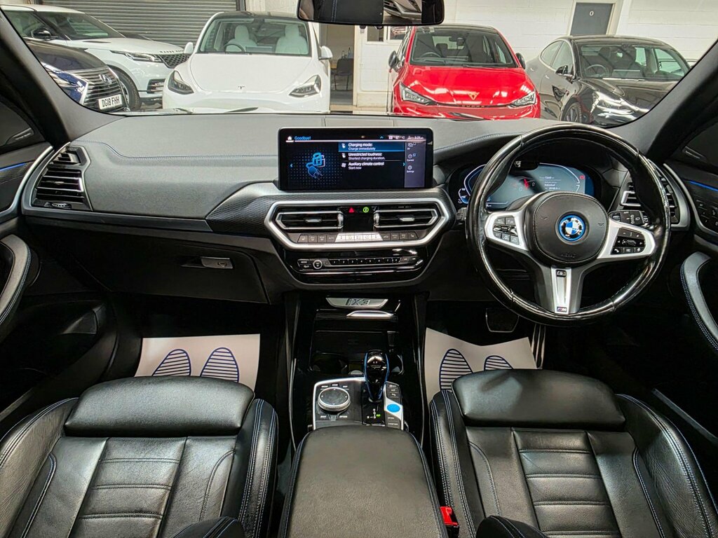 BMW iX3 80Kwh M Sport Pro Black #3