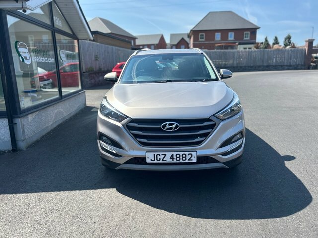 Hyundai Tucson 1.6 Gdi Blue Drive Se Nav Suv Eu White #2