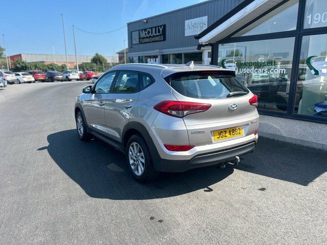 Hyundai Tucson 1.6 Gdi Blue Drive Se Nav Suv Eu White #5