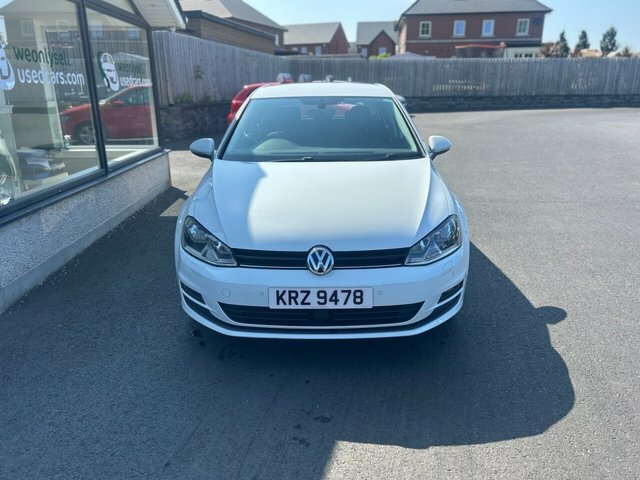 Volkswagen Golf 1.6 Tdi Bluemotion Tech Match Edition Hatchback KRZ9478 White #2