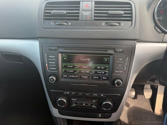 Skoda Yeti Suv White #12