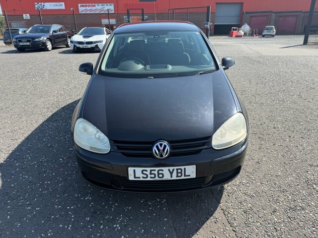Volkswagen Golf 1.6 Fsi Match Hatchback 159 G K Black #2