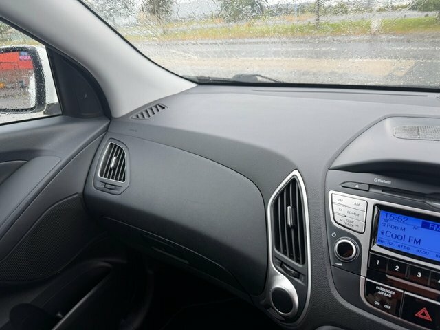 Hyundai Ix35 1.7 Crdi Premium Euro 5 Ss Black #13