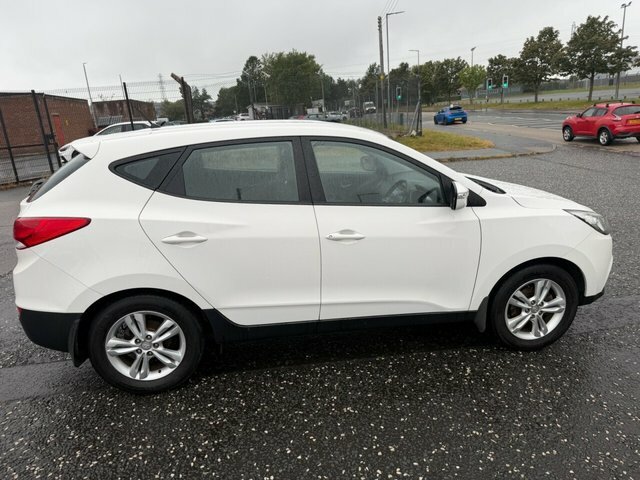 Hyundai Ix35 1.7 Crdi Premium Euro 5 Ss Black #8