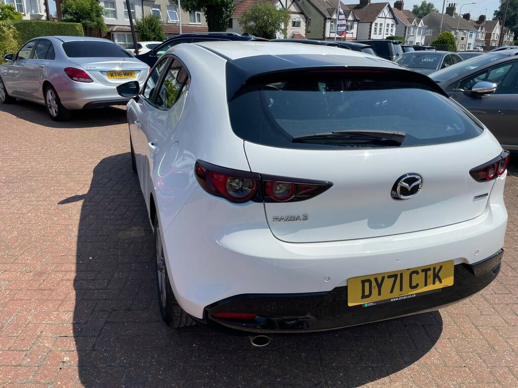 Mazda 3 2.0 E-skyactiv-g Mhev Se-l Lux Euro 6 Ss 2 DY71CTK White #4