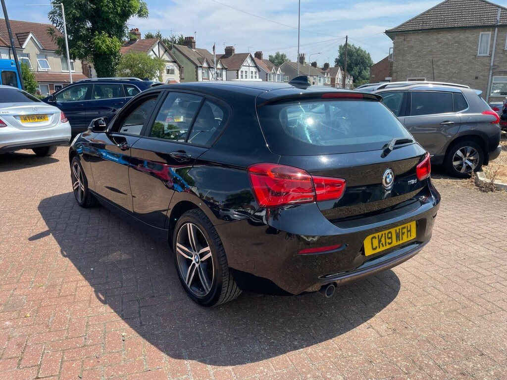 BMW 1 Series 2.0 118D Sport Euro 6 Ss 201919 Black #5
