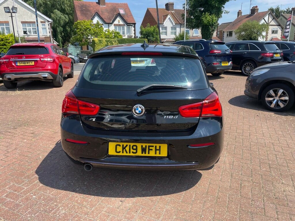 BMW 1 Series 2.0 118D Sport Euro 6 Ss 201919 Black #4